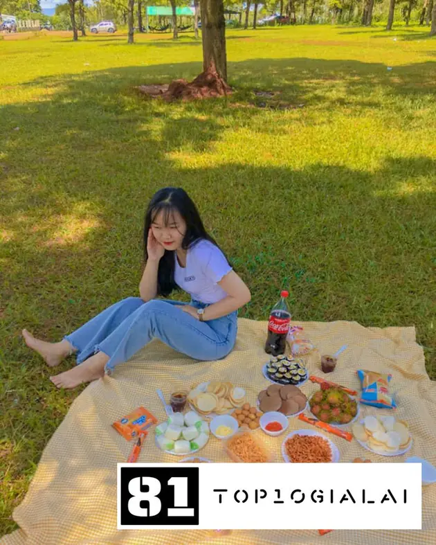 Đồi thông Hà Tam