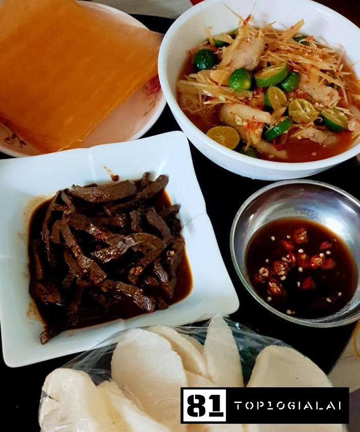 Không thể thiếu các món ăn vặt hấp dẫn