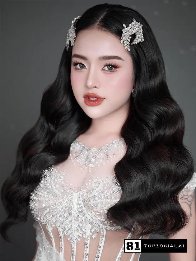 Trang điểm Gia Lai - Phương Thảo