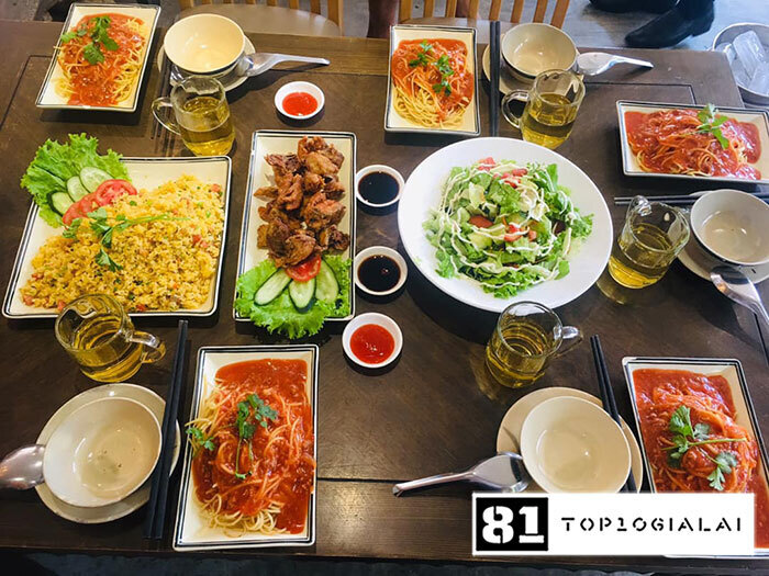 Nhà hàng Cơm Quê