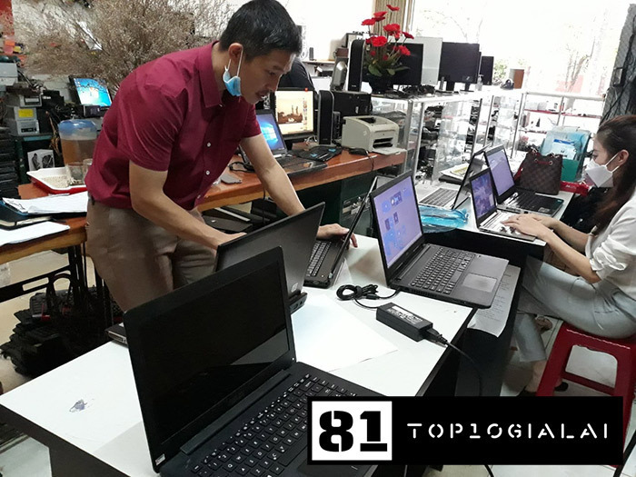 Laptop Quốc Hoàng