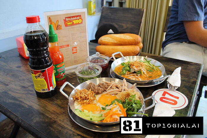 Tiệm Bánh Mì Nhỏ