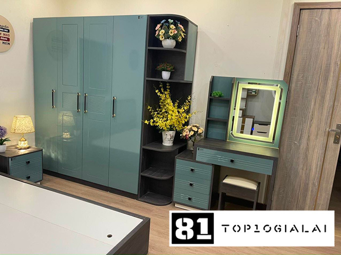 Bàn trang điểm tại Liên Triều