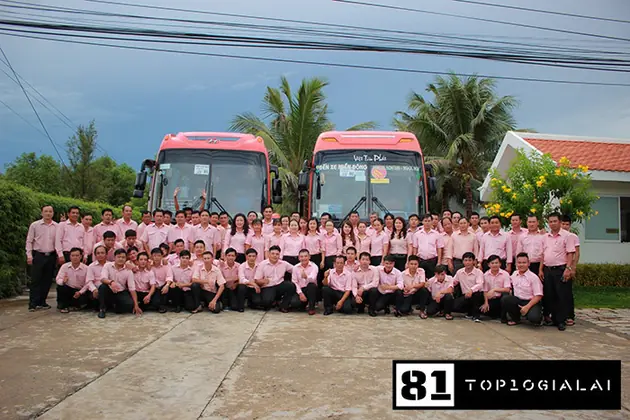 Xe khách Việt Tân Phát Gia Lai