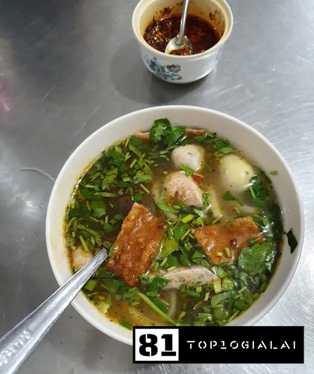 Bánh canh 32 Cù Chính Lan