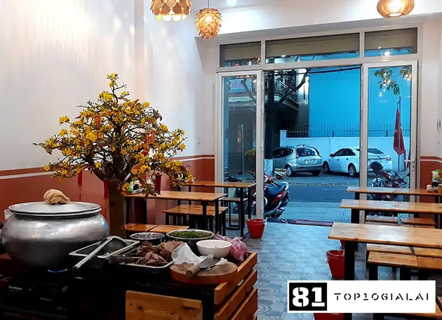 Quán Bún bò O Chắt