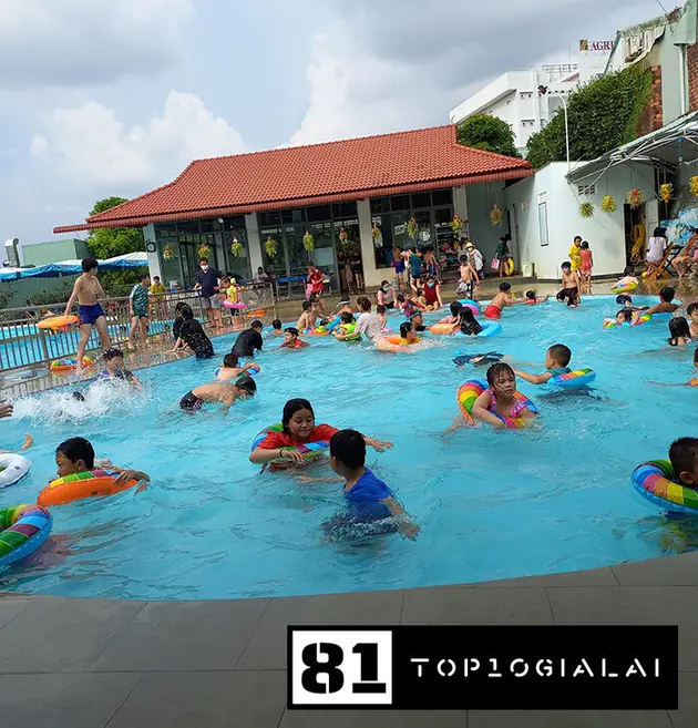 Hồ bơi Bang Bang Gia Lai