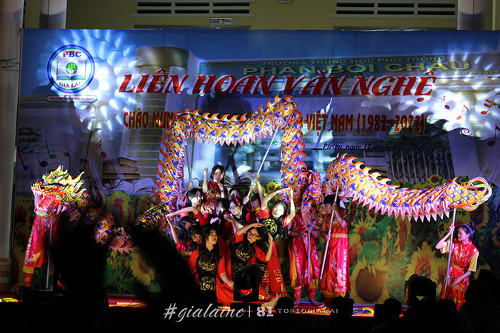 biểu diễn văn nghệ 20/11 pleiku