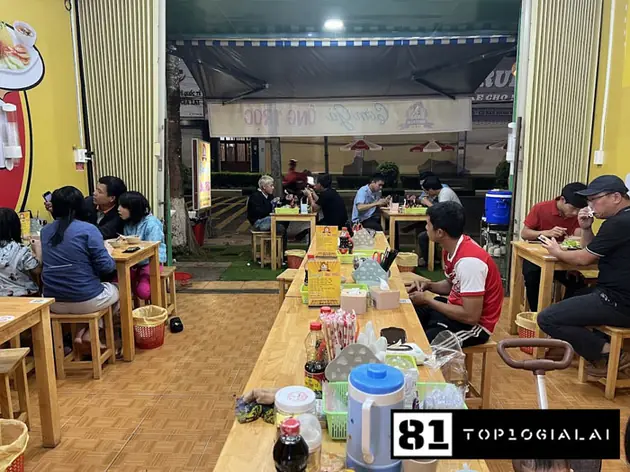 Cơm gà Ông Trọ Gia Lai