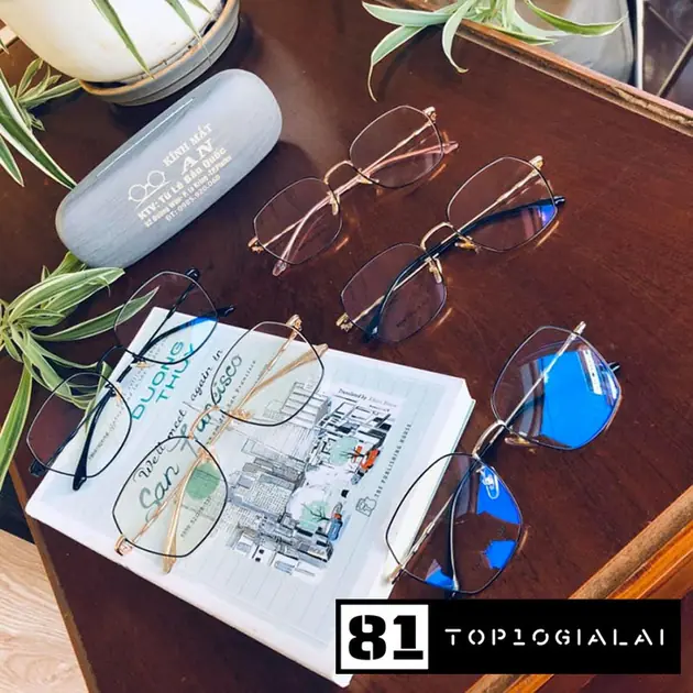 Mắt kính An tại Pleiku