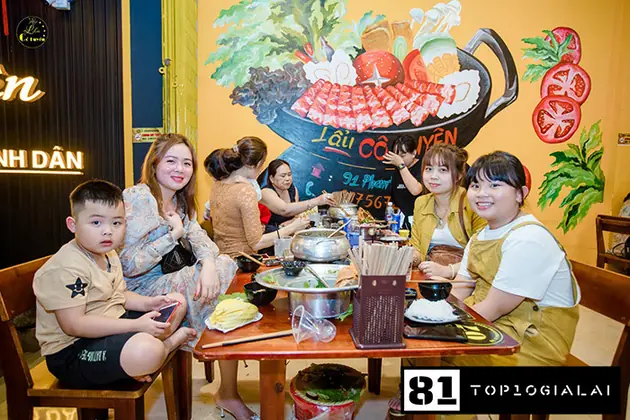 Không gian quán cô Duyên