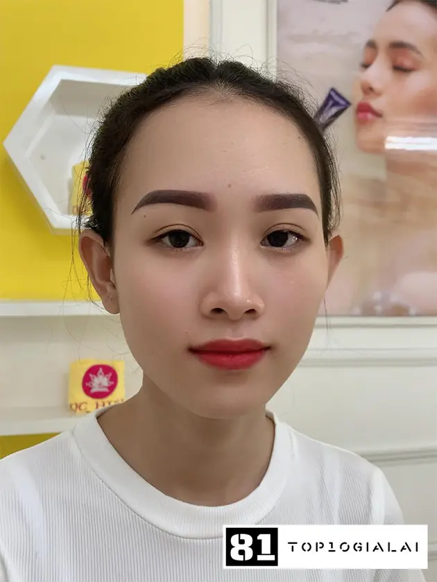 Phun xăm chân mày Ngọc Hường gia lai