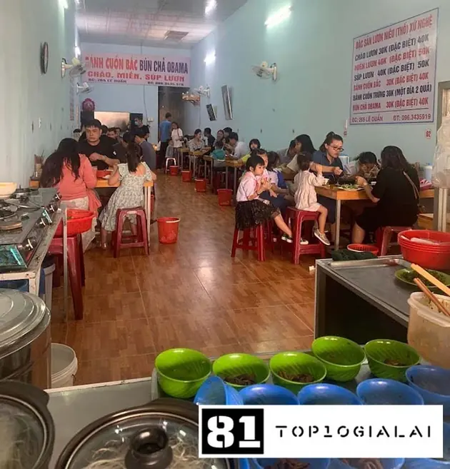 không gian quán Bánh cuốn Bắc - Bún chả OBAMA