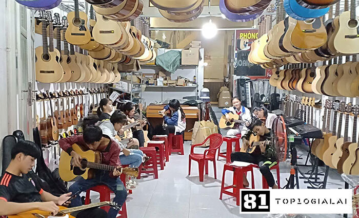 Học đàn Gia Lai Hoàng Hà