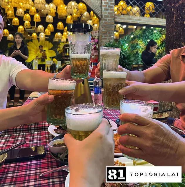 Phố nướng bia hơi hà nôi