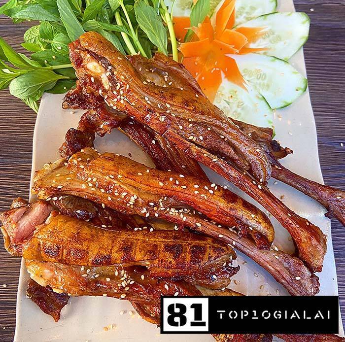 Dê Núi Năm Phong Pleiku