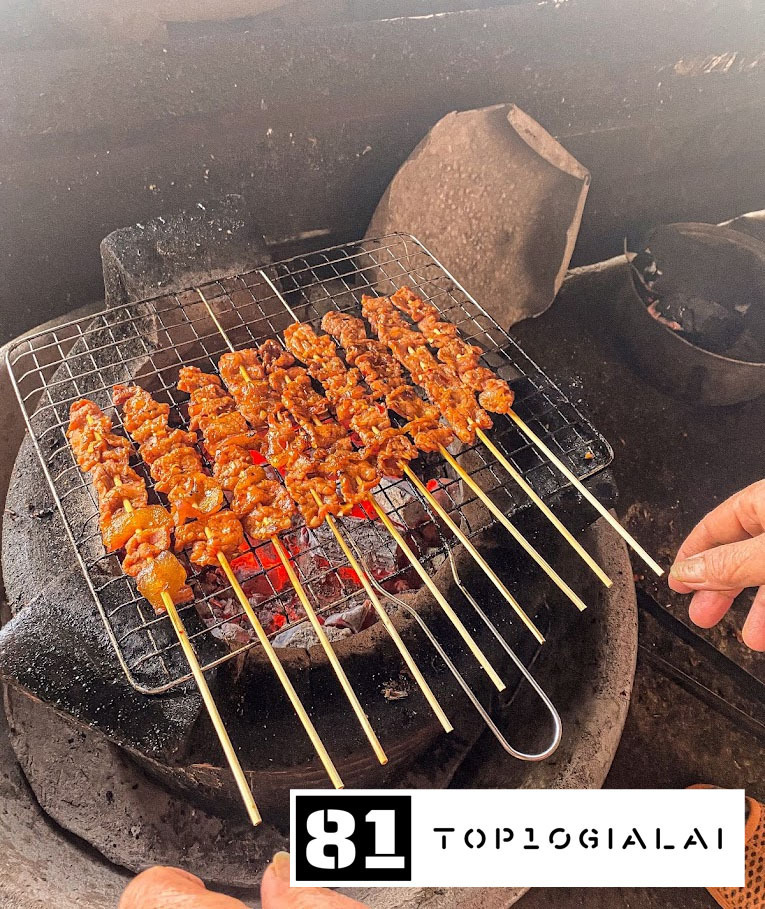 Quán ốc Bà Chín Pleiku