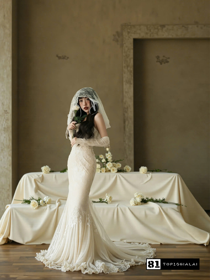 Thuê váy cưới - Louis wedding