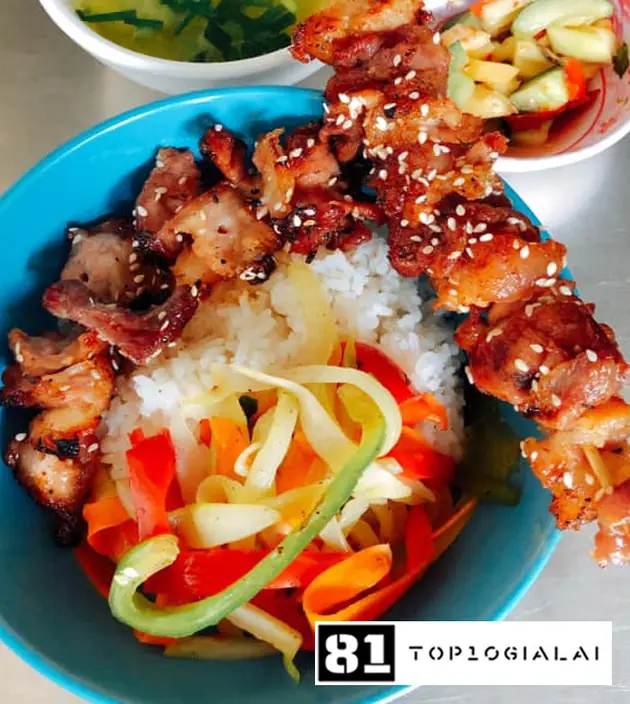 Quán cơm quãng ngãi pleiku