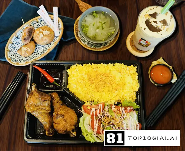 Trùm cơm chiên gia lai