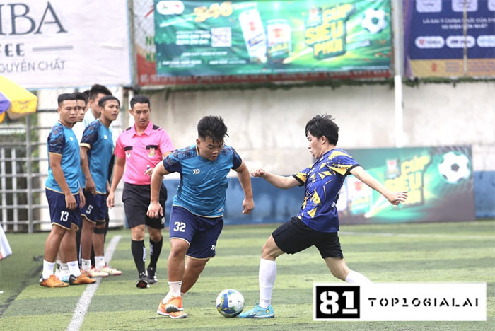 Sân bóng Hoàng Phát Pleiku