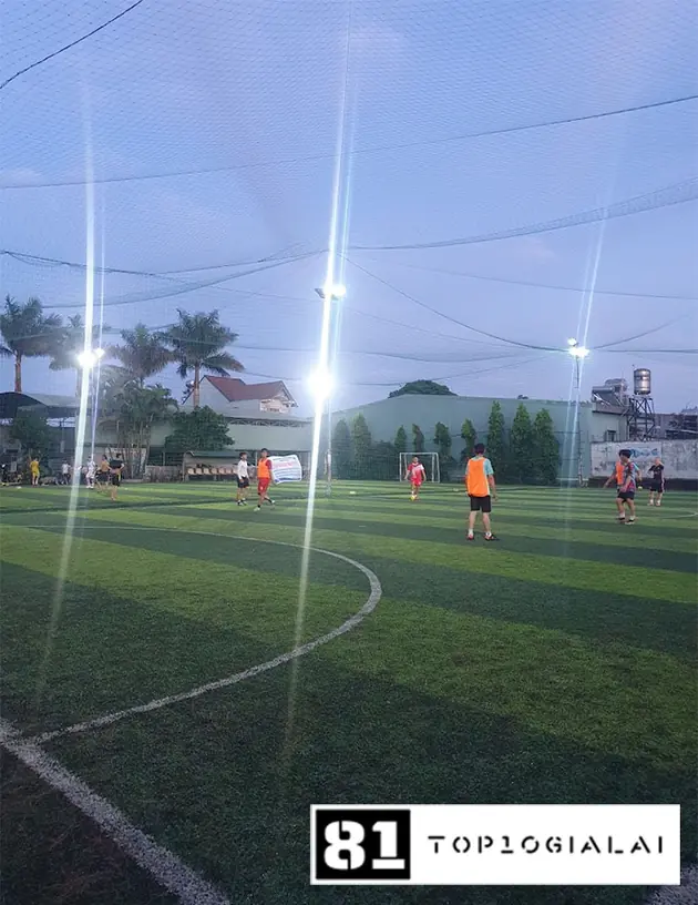 Sân bóng đá mini Hưng Phú